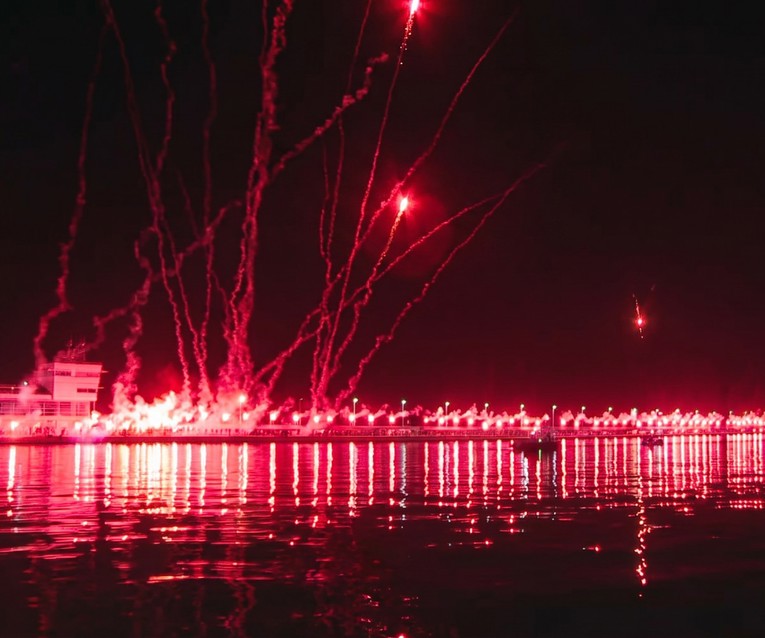 VIDEO Veličanstvena proslava Dana pobjede u Rijeci. Armada zapalila 222 baklje