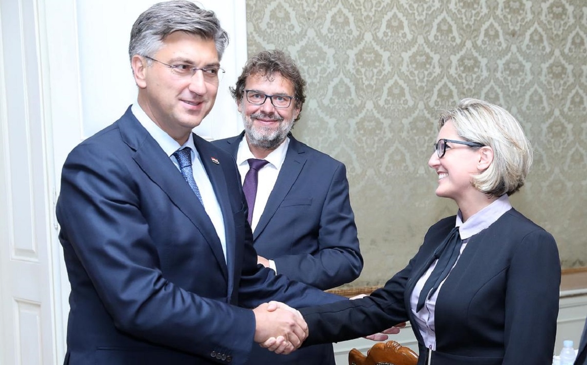 Ministarstvo vanjskih poslova kazalo Hrvatima u Srbiji za koga da glasaju
