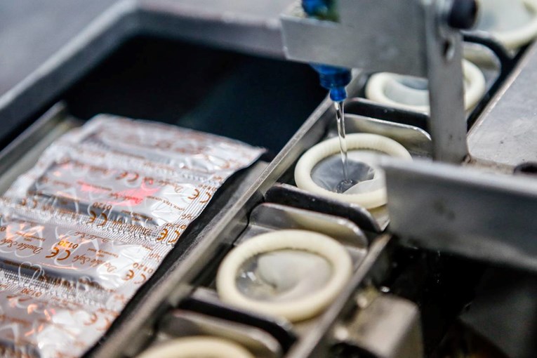 Kina uvela porez na kondome i kontracepcijske tablete 