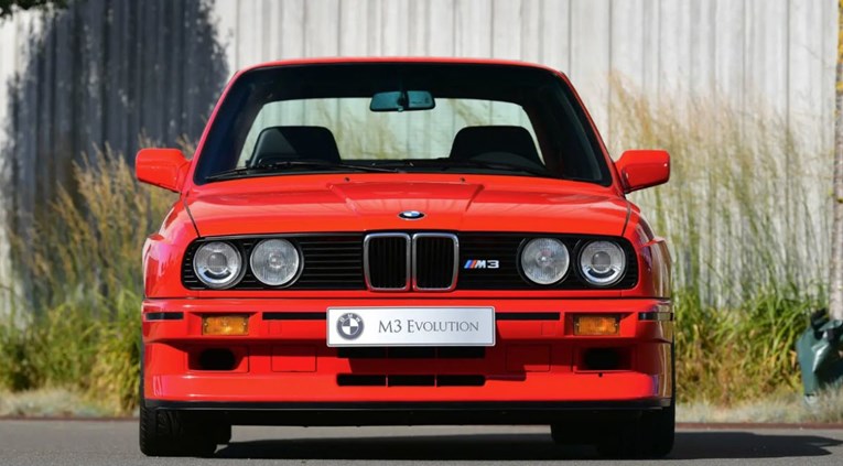 Legendarna "Kockica" prodana za rekordan iznos. Netko je platio 325.000 € za M3 E30