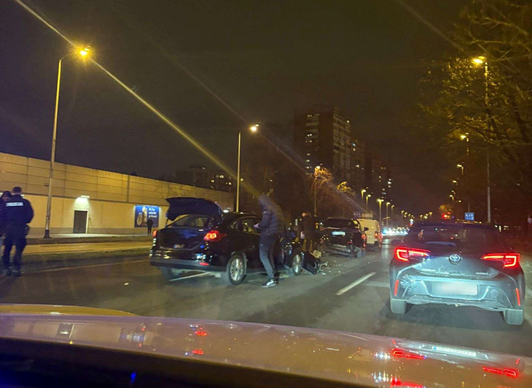 VIDEO Prometna nesreća na Selskoj u Zagrebu. Nema ozlijeđenih