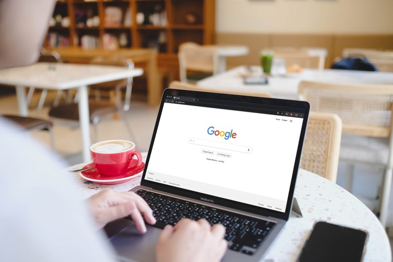 Google najavljuje novu opciju koja izaziva zabrinutost zbog privatnosti