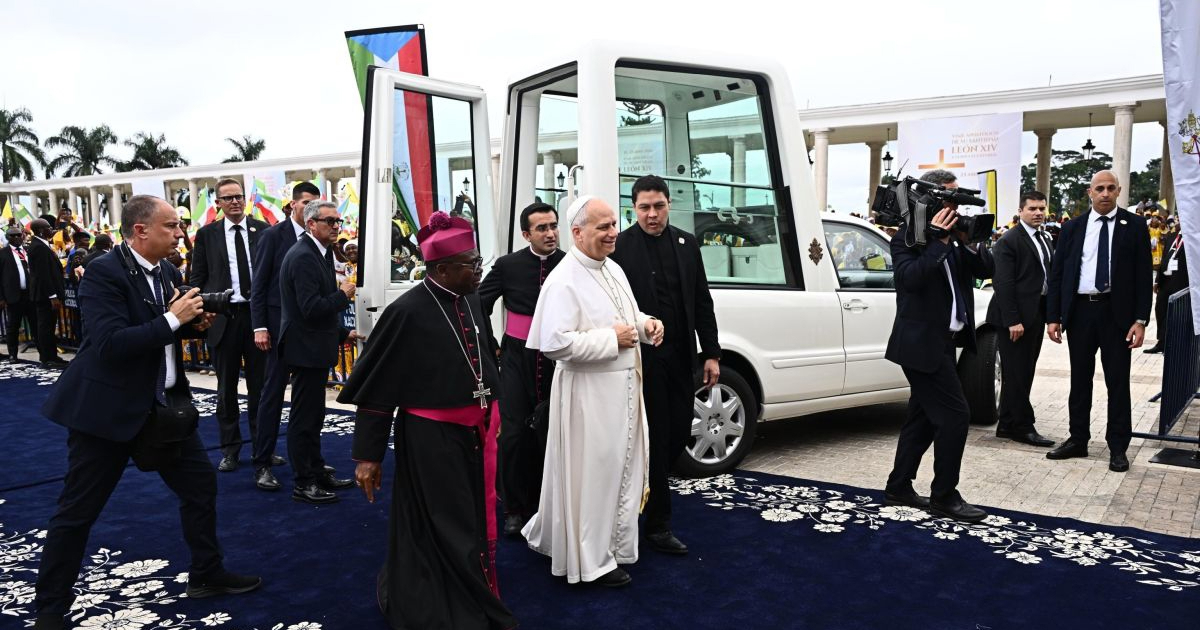 Papa će u Africi posjetiti zatvor u kojem zatvorenici nemaju pristup odvjetnicima