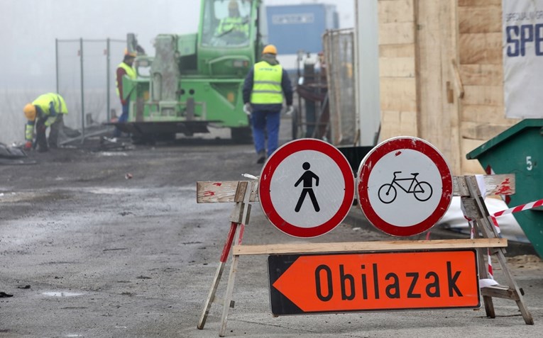 VIDEO U Zagrebu traju radovi na Savskom mostu za pješake
