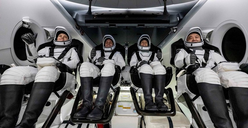 VIDEO SpaceX-ova svemirska kapsula s četiri člana se vratila na Zemlju