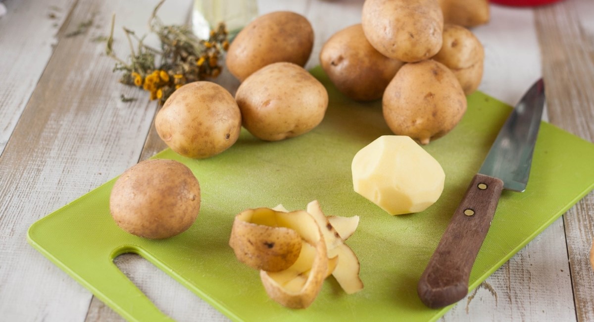 Najopasniji predmet u kuhinji nije nož, već plastična daska za rezanje?