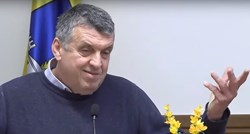 VIDEO HDZ-ov gradonačelnik Crikvenice na sjednici pričao homofobni vic