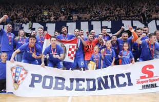 MNK Torcida čestitao Futsal Dinamu na naslovu prvaka