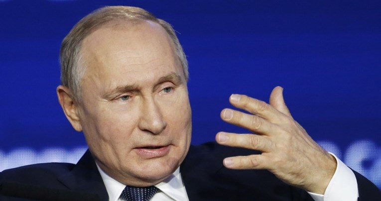 Putin: Za isporuke plina Europskoj uniji primat ćemo samo rublje
