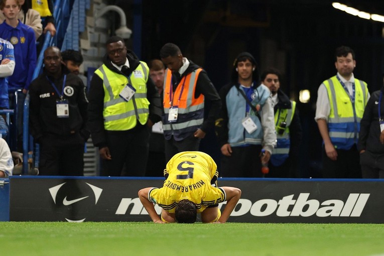 VIDEO Muharemović šokirao Chelsea i oduševio muslimane