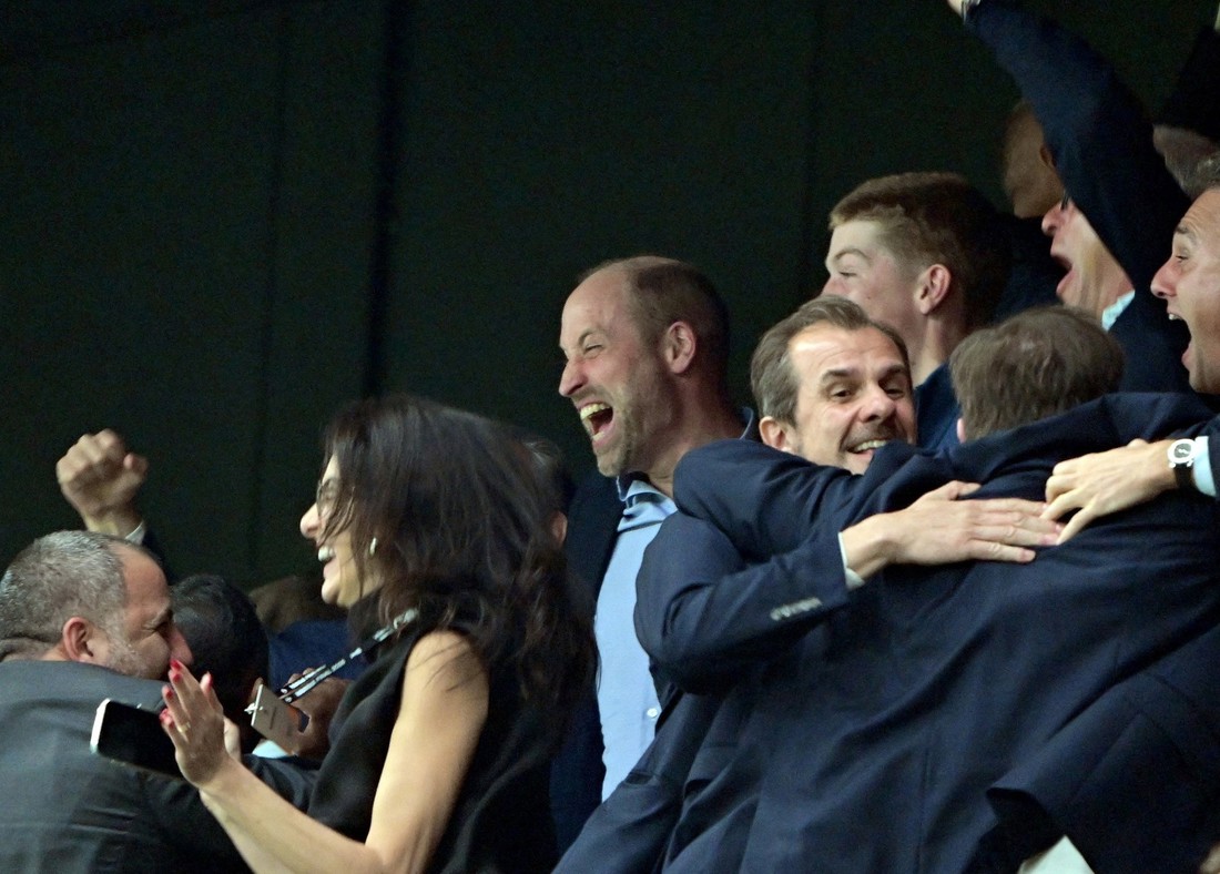 Princ William u suzama proslavio pobjedu Aston Ville u finalu Europa lige