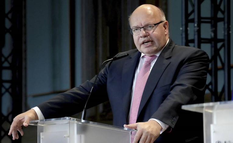 Njemački ministar gospodarstva skeptičan prema uvođenju sankcija Rusiji