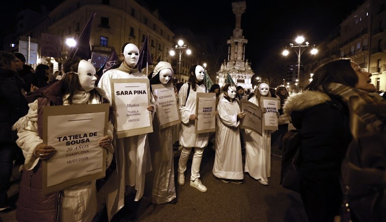 Španjolke na Dan žena pokazale solidarnost s Palestinkama. "Gotovo je sa šutnjom"