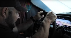VIDEO Vozili sa zamračenim vjetrobranom oslanjajući se samo na softver auta