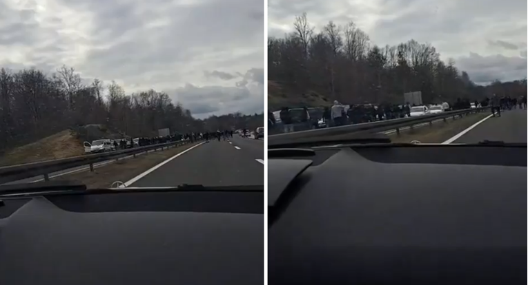 50 vozila Torcide i 10 Ultrasa stalo na autocesti. Policija: Spriječili smo sukob