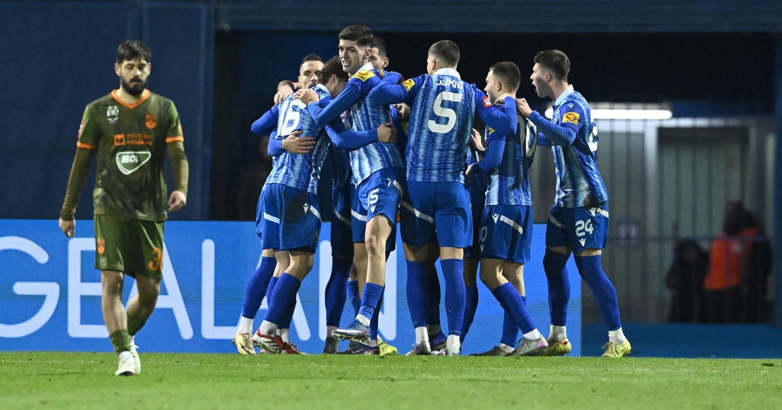 UŽIVO Očajni Osijek pred novim porazom. Sjajan gol Trajkovskog iz slobodnjaka