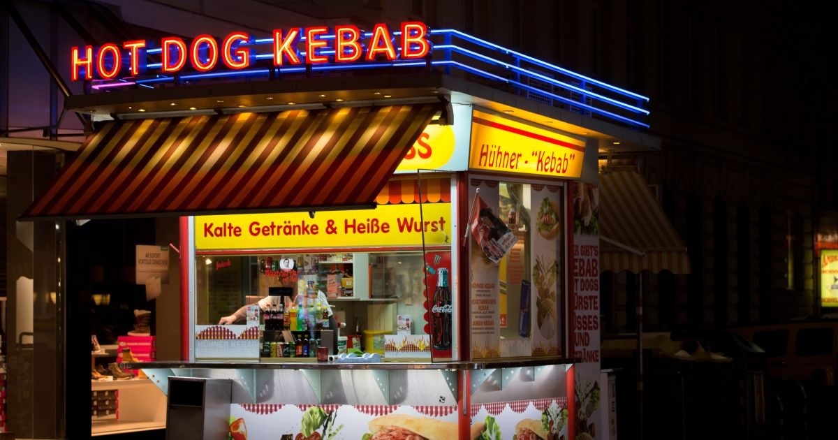 Njemačka je poznata po kobasicama, ali Nijemcima je omiljena brza hrana kebab