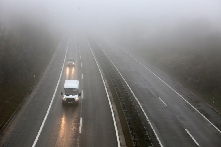 HAK: Na autocestama je magla