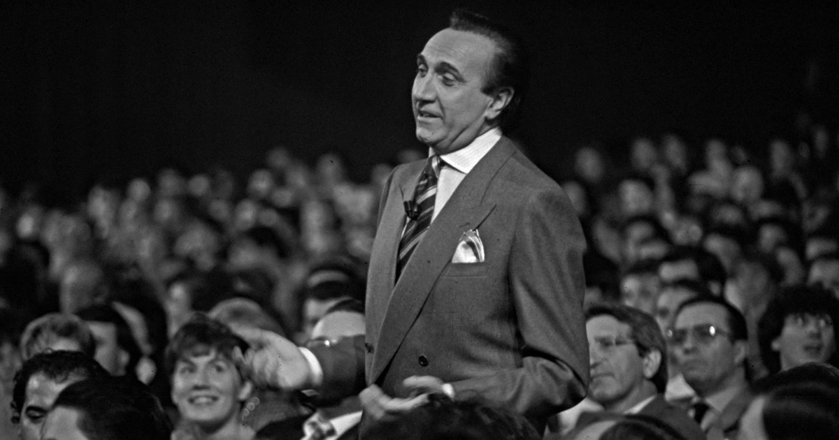 Preminuo Pippo Baudo, jedan od najpoznatijih talijanskih TV voditelja svih vremena