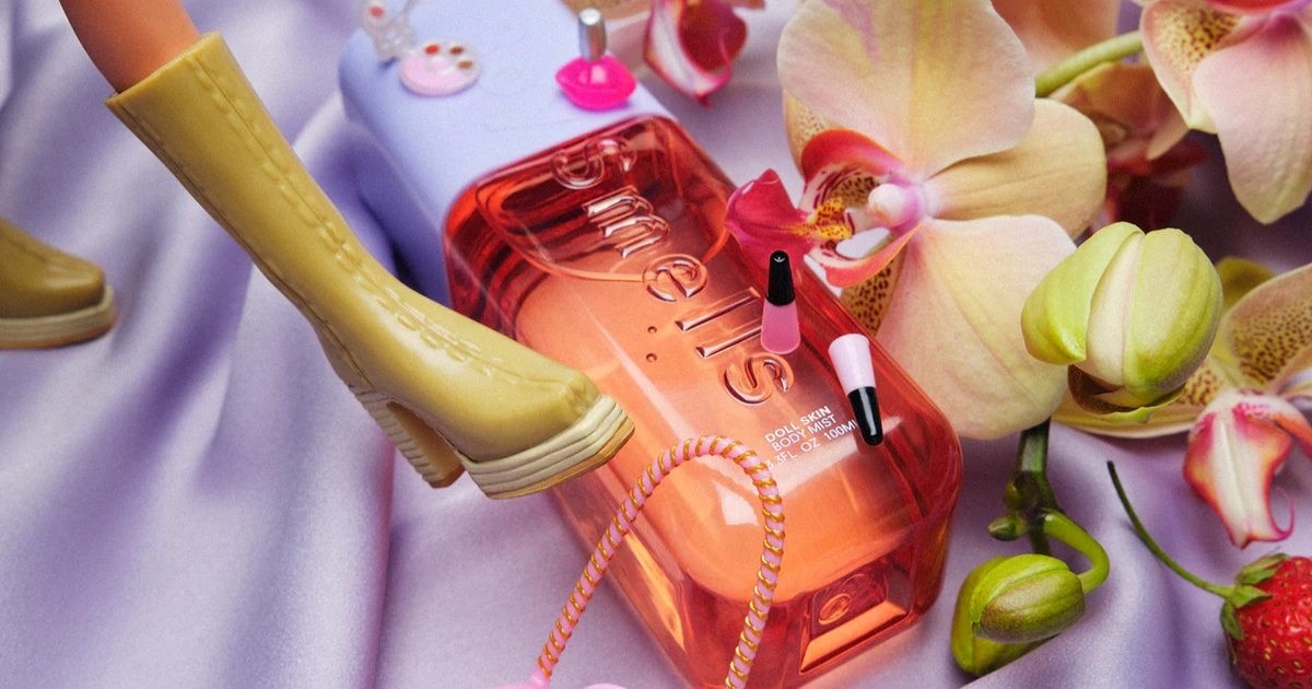 "Trebam ga": Stigao sprej za tijelo s mirisom plastike