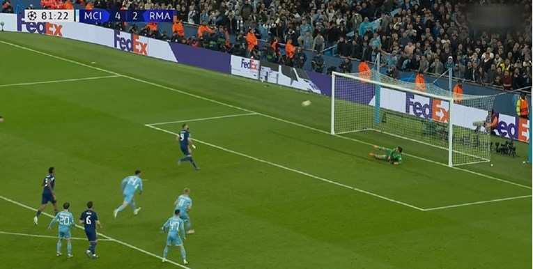 Pogledajte panenku kojom je čudesni Karim Benzema zabio treći gol za Real kod Cityja