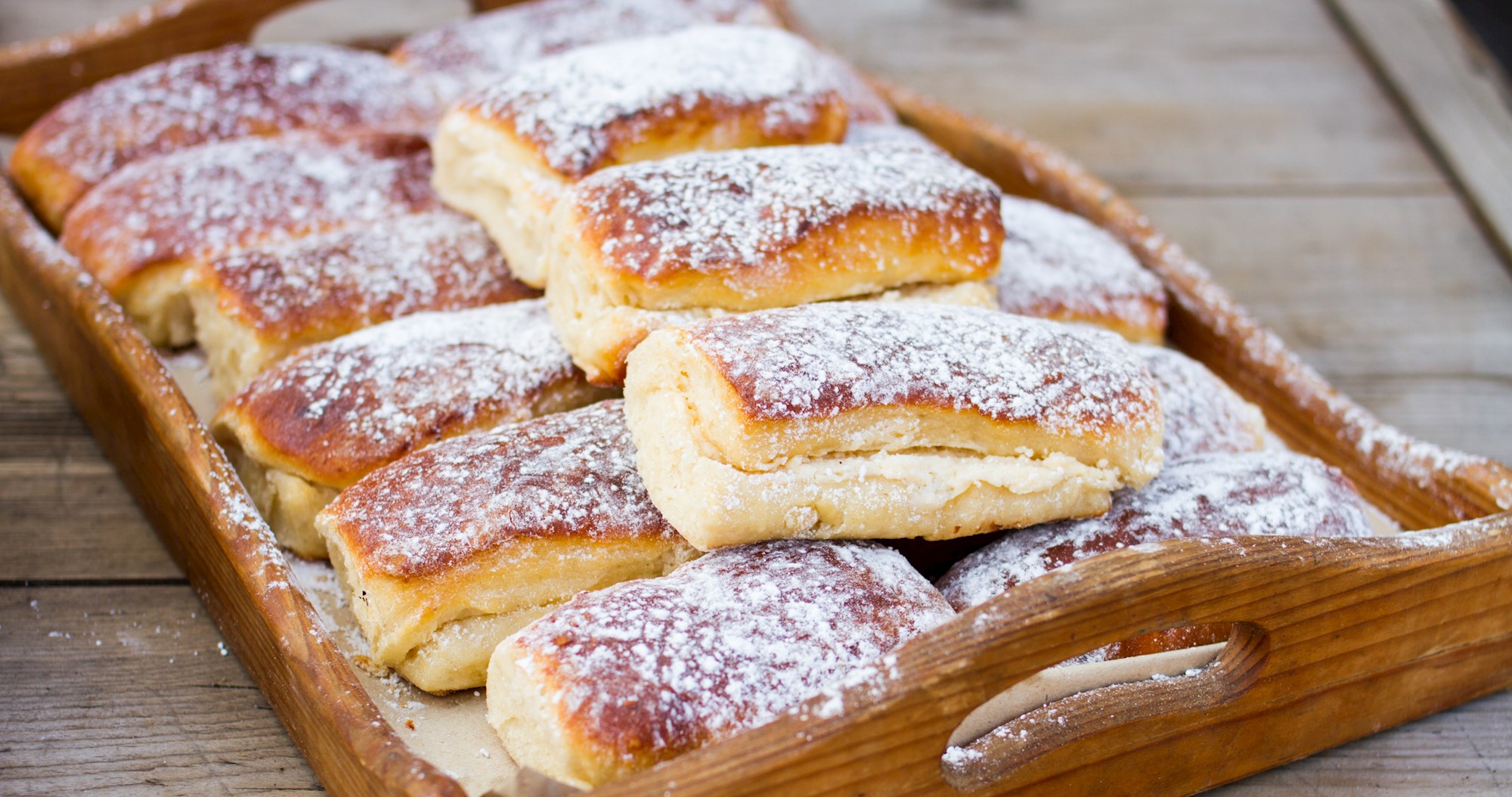 Sedam slatkih i punjenih peciva od dizanog tijesta za ljepši vikend