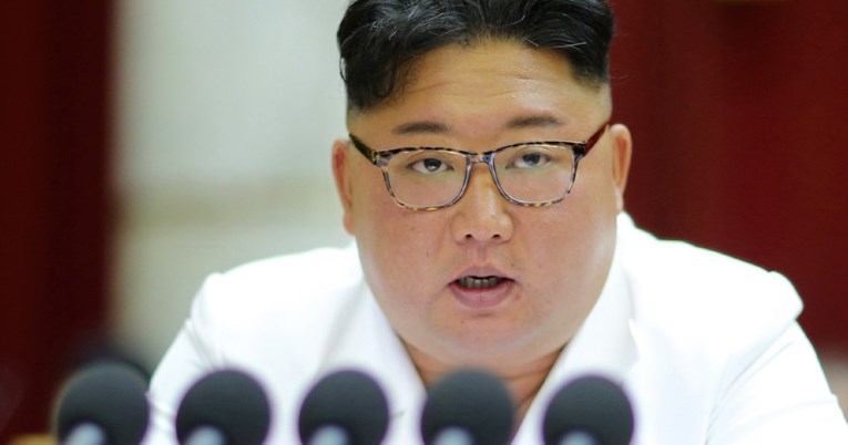 Nove satelitske snimke sugeriraju da je Kim Jong-un u svom luksuznom ljetovalištu