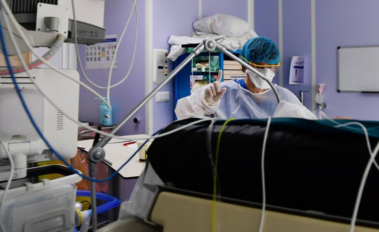 Češka uvodi strože mjere, sve više zaraženih u bolnicama