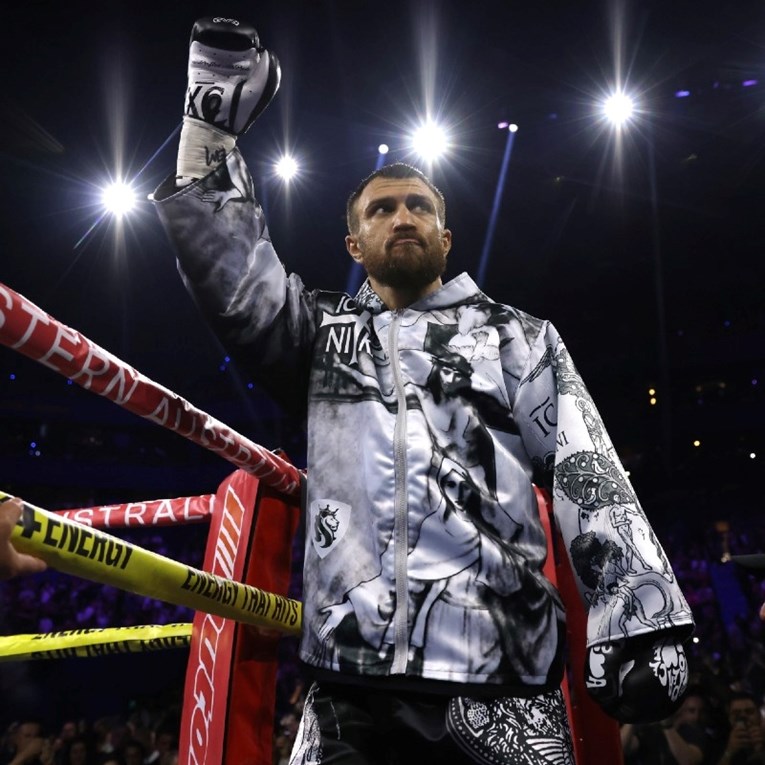 Umirovio se jedan od najboljih boksača 21. stoljeća