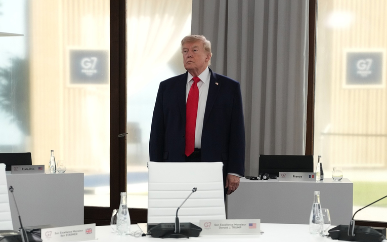 Trump najavio pregovore Putina i Zelenskog