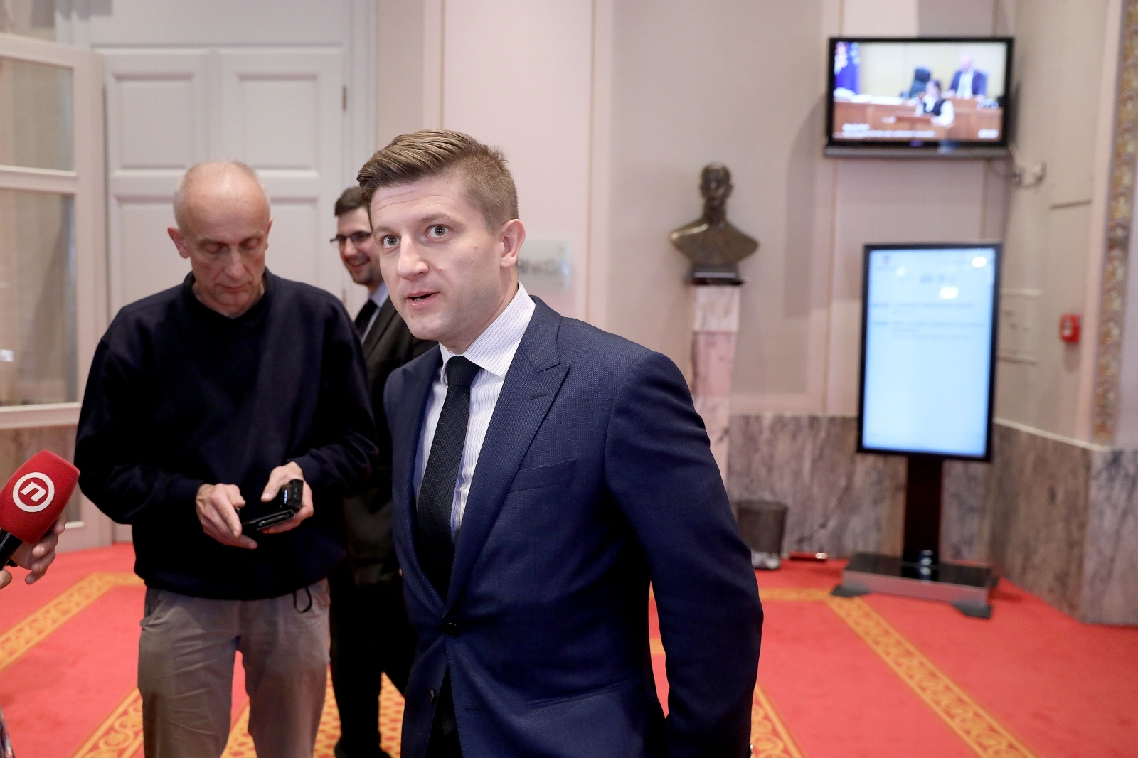 Marić otkrio koliko će koštati povećanje plaća, više od milijardu kuna