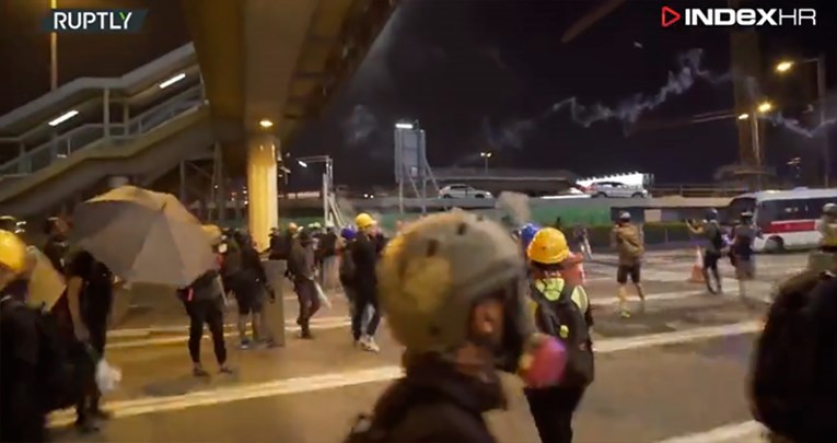 Hong Kong u kolapsu: Opet sukobi, najavljen i štrajk