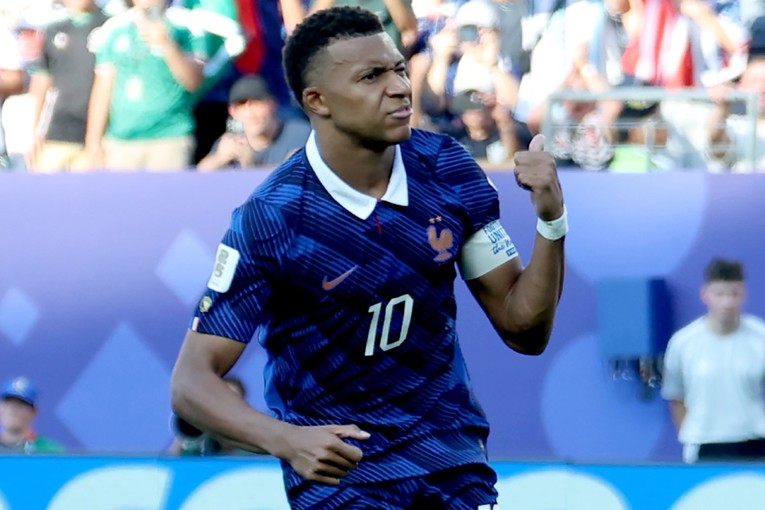 Mbappe odgovorio paragvajskoj političarki na rasističke uvrede: Nesposobna gospođo