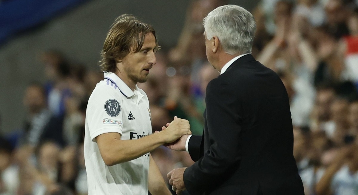 Ancelotti otkrio Modrićevu budućnost: "Zna zašto ga ne šaljem na zagrijavanje"
