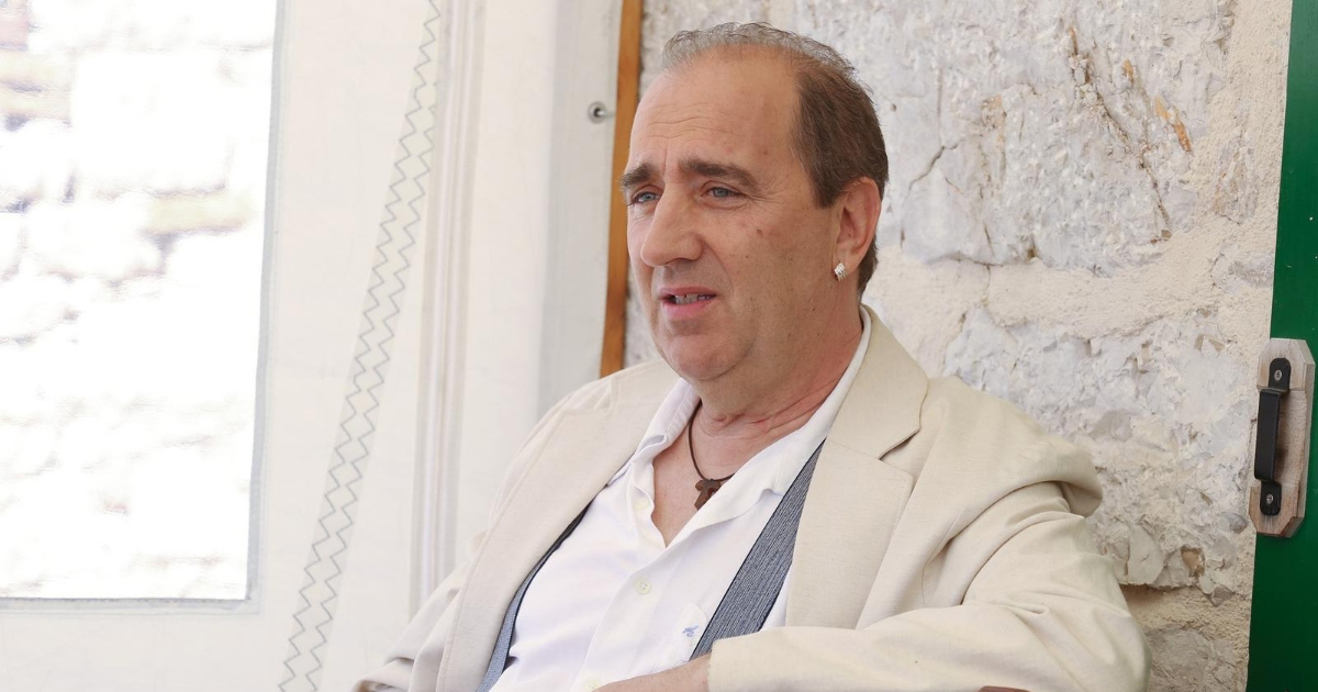 Stari album Mladena Grdovića izazvao hit raspravu: "Pa to je Rodney iz Mućki"