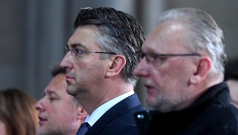 Plenković Božinoviću prije mjesec dana: Napravite plan sigurnosti pred zgradom vlade