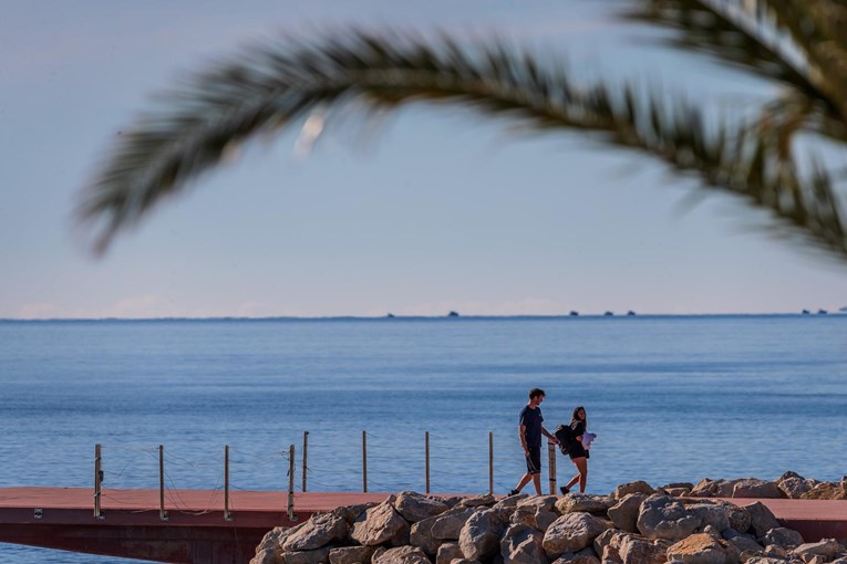 Danas će u Dalmaciji biti do 17 stupnjeva