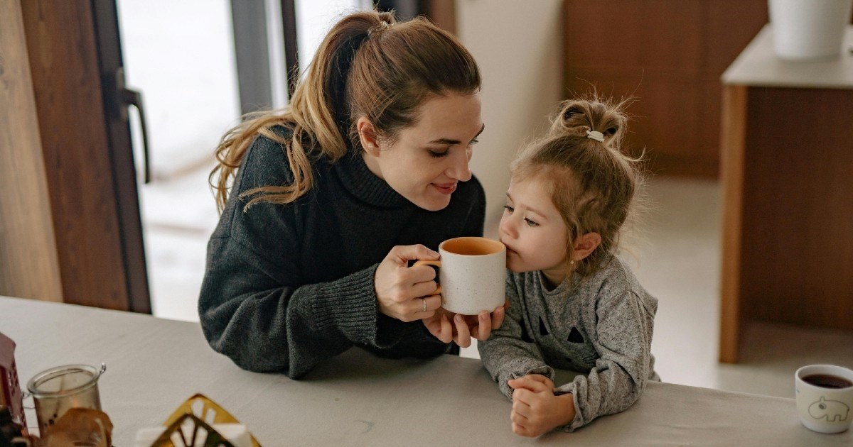 Koji čajevi pomažu djeci da spavaju bolje? Tri najbolje opcije za noćnu rutinu