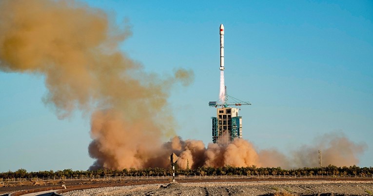 Financial Times: Kina testirala raketu za napad iz svemira. Kina sve demantira