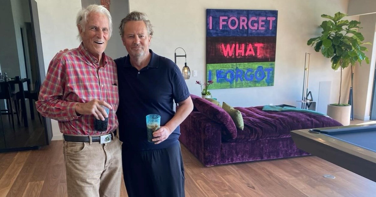 Prije 2 tjedna Perry je objavio fotku s ocem, ljudi pisali glumcu da izgleda bolje