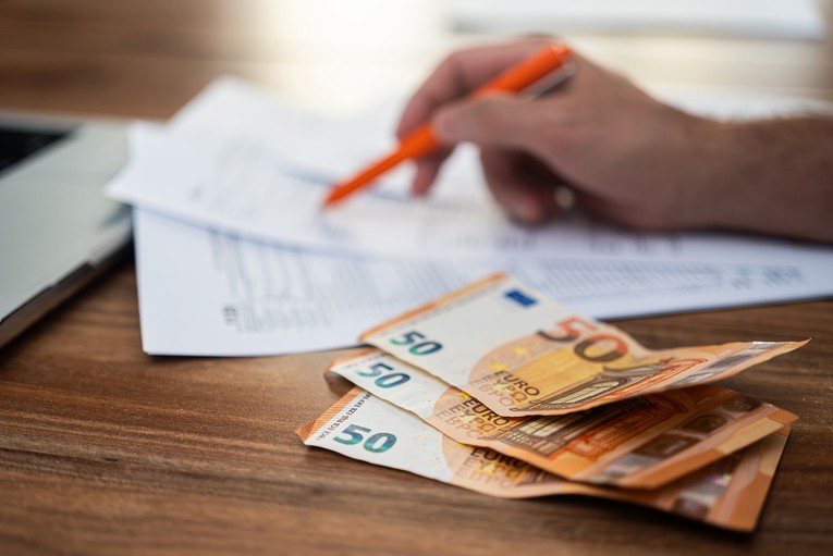 Stižu nova pravila za kredite: Ukida se ograničenje iznosa, uvode se strože provjere