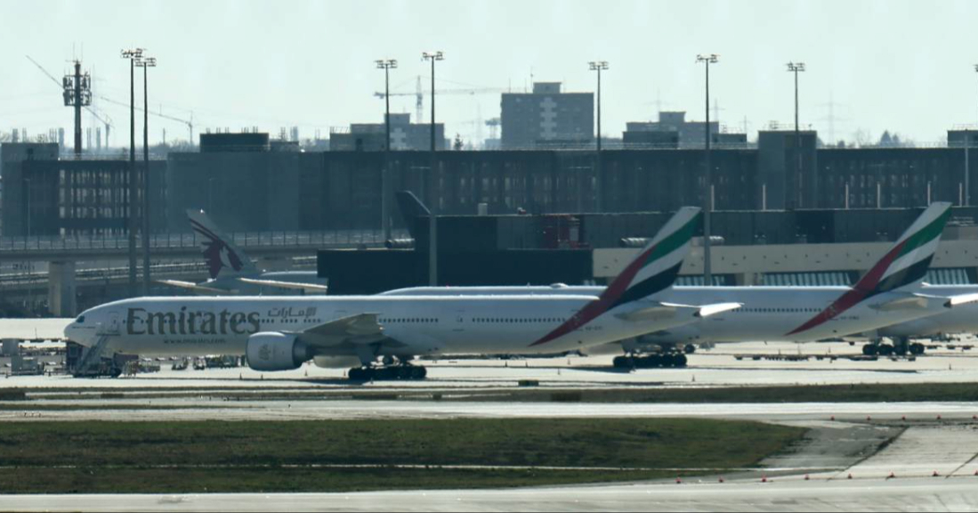 Prevaranti se na X-u predstavljaju kao podrška zrakoplovnih tvrtki s Bliskog istoka