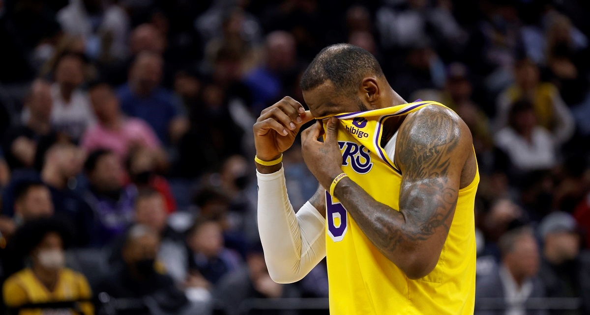Trebali su biti najjača NBA momčad. Sad su predmet sprdnje na internetu