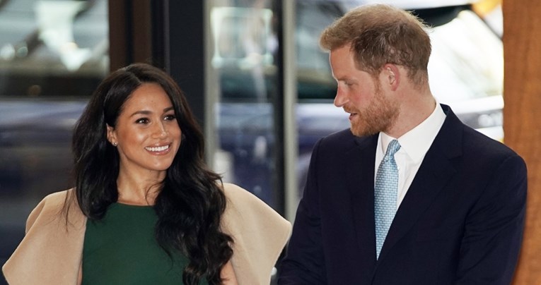 Kralj Charles će pozvati Meghan i Harryja na krunidbu