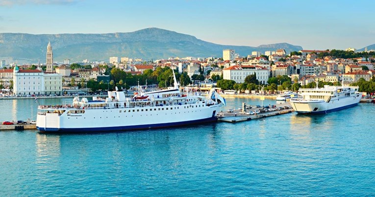 U hrvatskim morskim lukama porastao broj putnika, ali pao promet robe