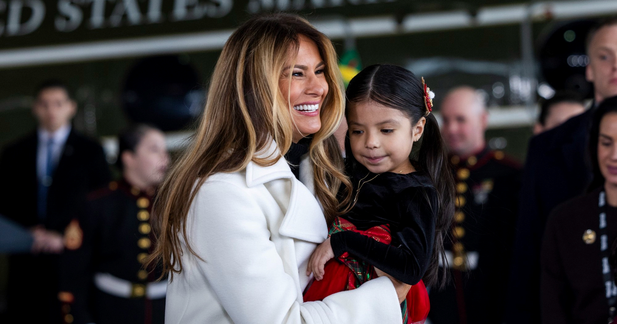 "Zaslužuju bolje": Ljudi zgroženi načinom na koji je Melania Trump čitala priču djeci