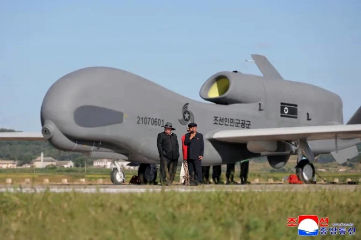Sjeverna Koreja predstavila vojne dronove. Golemi su