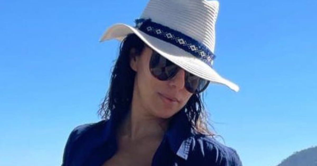 Eva Longoria pozirala u bikiniju i pohvalila se utreniranim tijelom