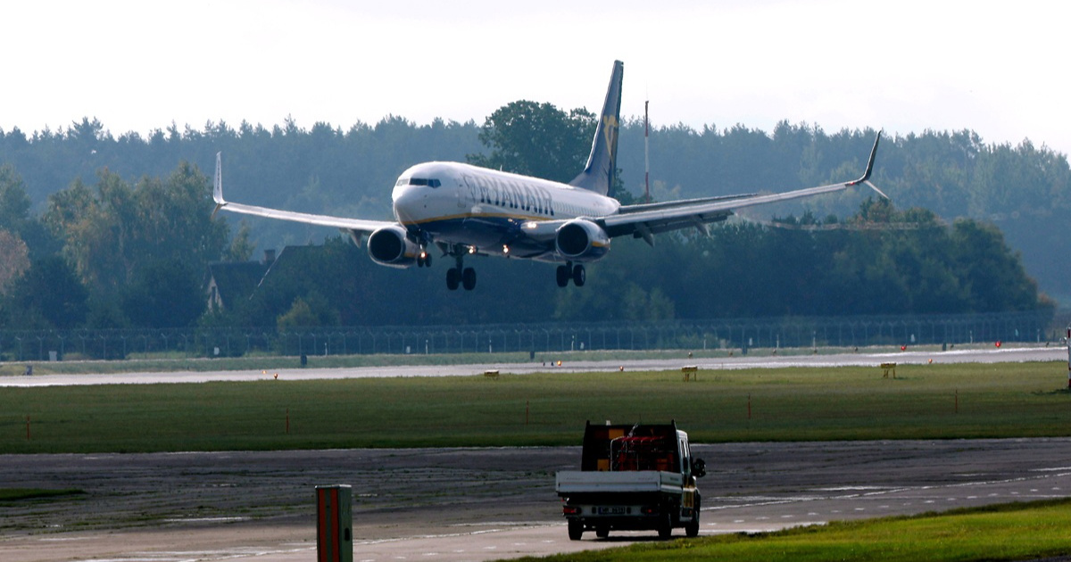 Ryanairov avion jedva sletio u Manchester. Ostalo mu goriva za manje od tri minute