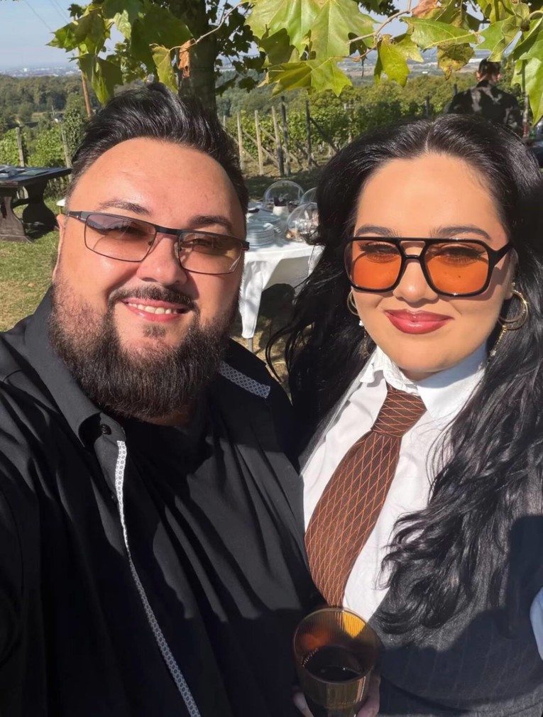 Jacques Houdek objavio rijetku fotku s kćeri Sofijom (20) koja ga "baš i ne sluša"